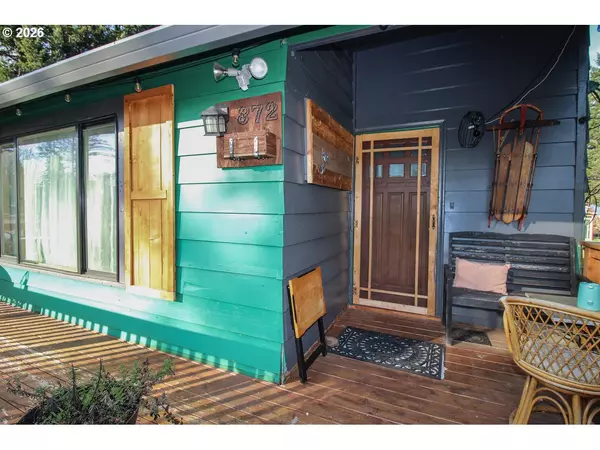 872 E BRIDGE ST, Vernonia, OR 97064