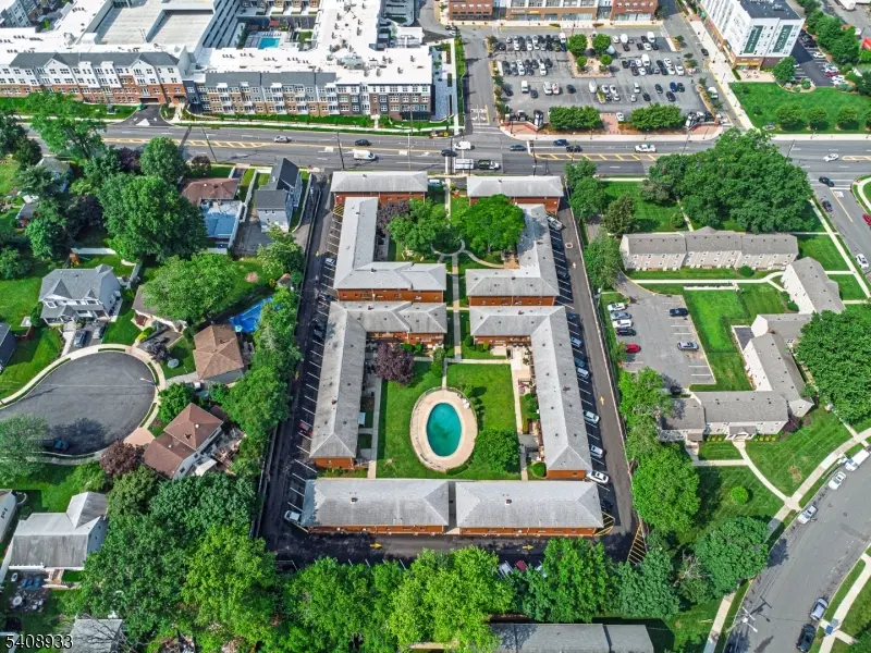 183C Terhune Ave #C, Lodi Boro, NJ 07644