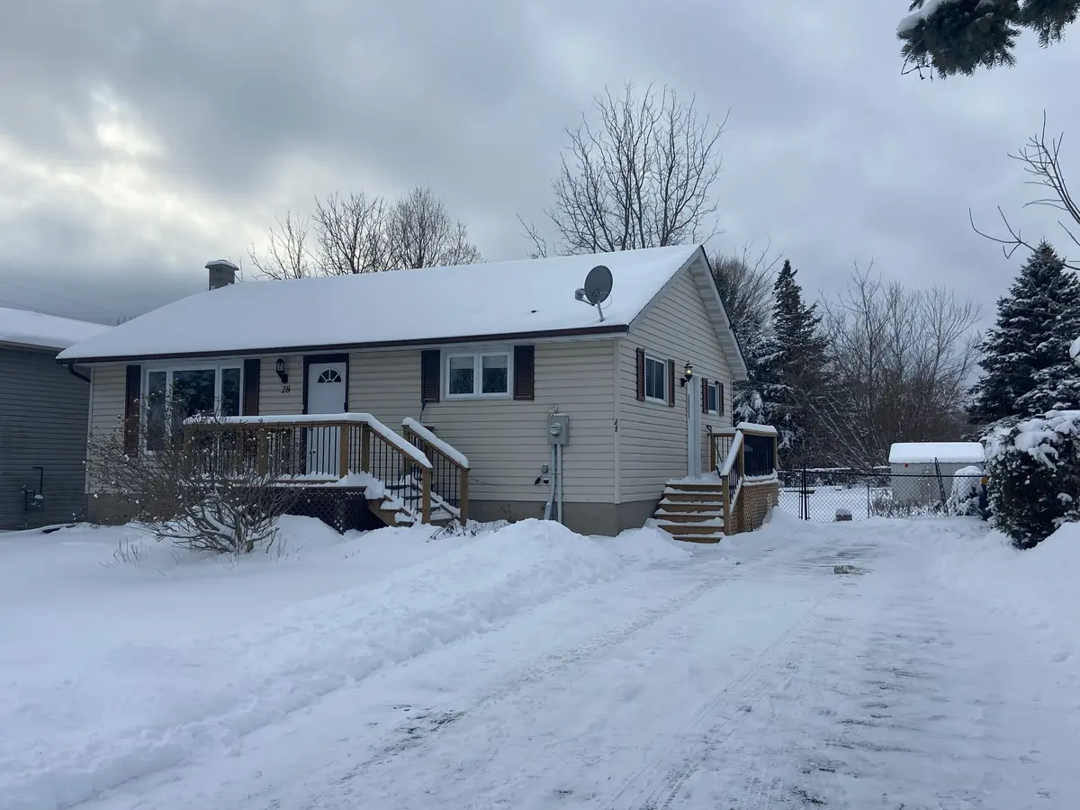 28 Dufferin ST, Brighton, ON K0K 1H0