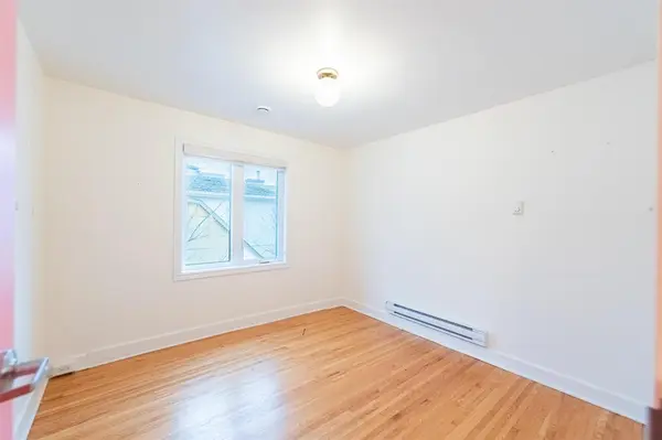 894 Corydon AVE, Winnipeg, MB R3M 0Y4