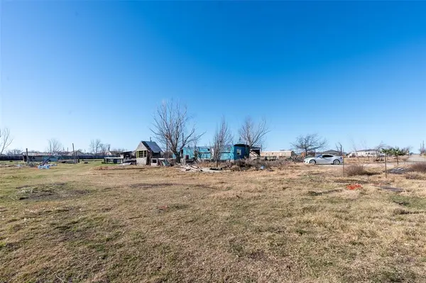 1120 Ripy Road,  Ponder,  TX 76259