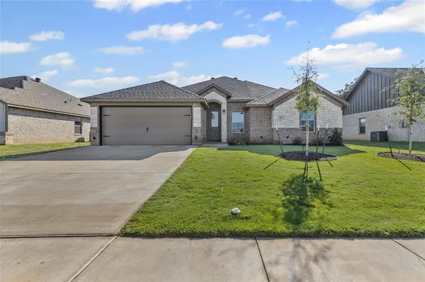 620 Jameson Street, Springtown, TX 76082