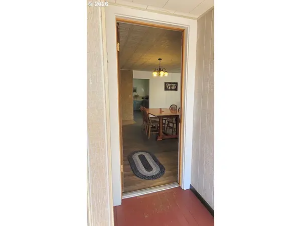 292 BISHER ST, Halfway, OR 97834