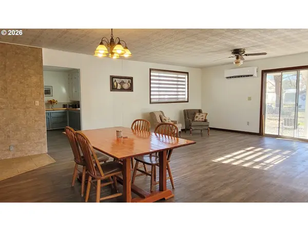 292 BISHER ST, Halfway, OR 97834