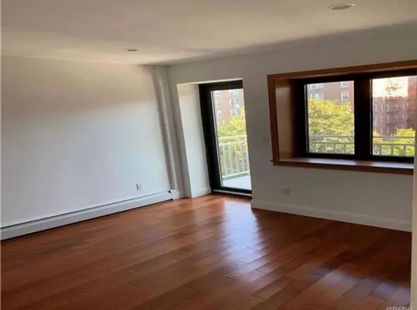 144-56 Roosevelt AVE #5B, Queens, NY 11354