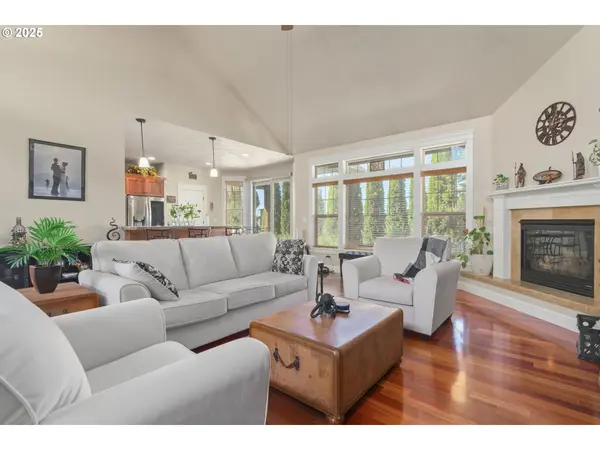 2610 CROWTHER DR, Eugene, OR 97404