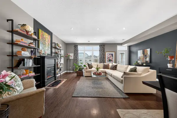 92 Cardigan ST,  Guelph,  ON N1H 0A4