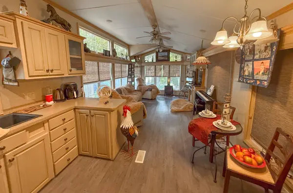 77719 BLUEWATER HWY, Bluewater, ON N0M 1G0