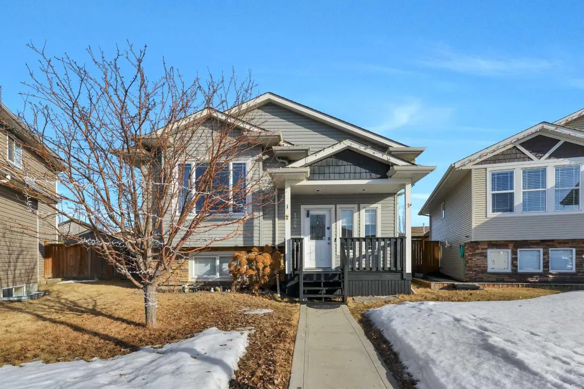 124 Heartland CRES, Penhold, AB T0M 1R0