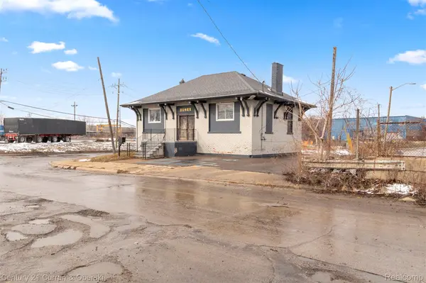 10500 Southern ST, Dearborn, MI 48126