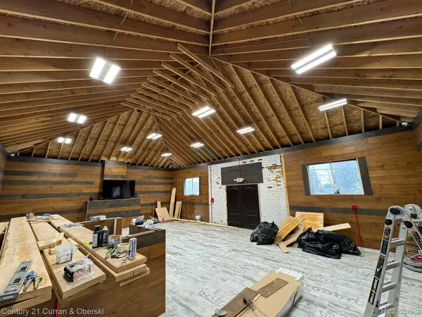 10500 Southern ST, Dearborn, MI 48126