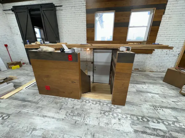 10500 Southern ST, Dearborn, MI 48126