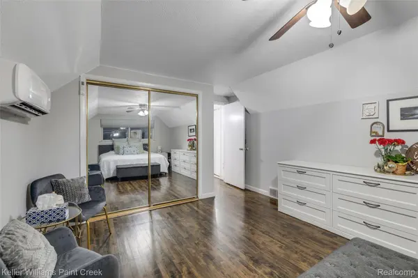 29143 Dover AVE, Warren, MI 48088