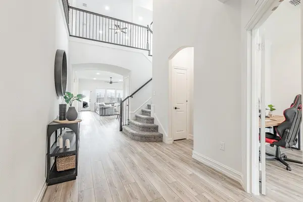 1517 Sawyer Drive, Aubrey, TX 76227