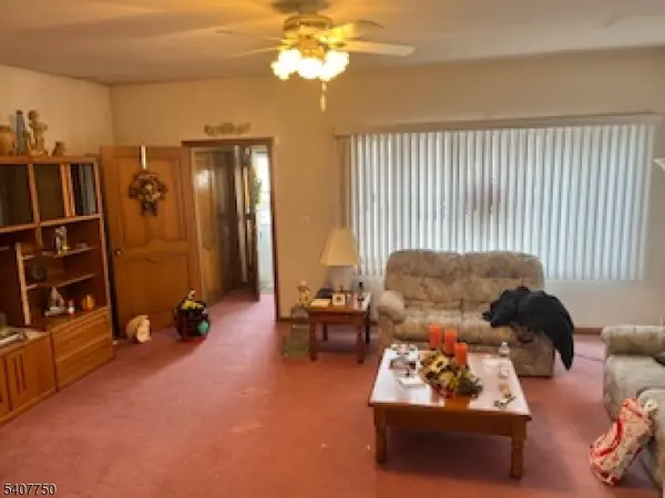 271 Danforth Ave, Jersey City, NJ 07305