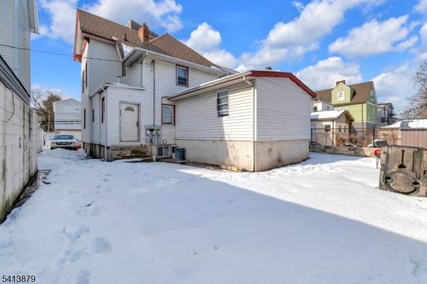 181-183 N 6th St #1, Newark City, NJ 07107