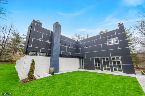 451 Mountain Ave, North Caldwell Boro, NJ 07006