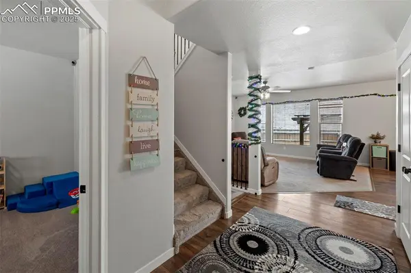 2892 Pony Club LN, Colorado Springs, CO 80922