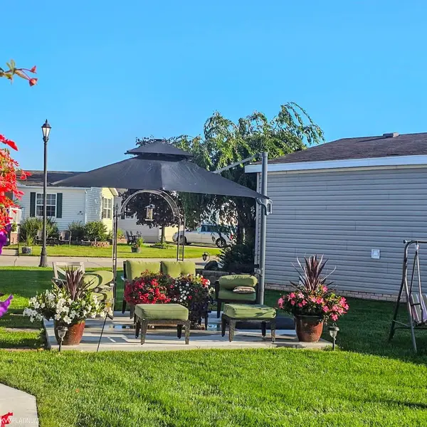 37130 Stone WAY, Lenox Twp, MI 48048