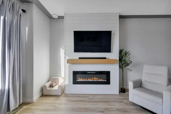 124 Heartland CRES, Penhold, AB T0M 1R0