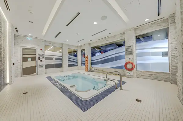 60 Ann O'Reilly RD #455, Toronto C15, ON M2J 0C8