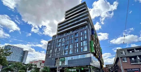 297 College ST #503, Toronto C01, ON M5T 0C2