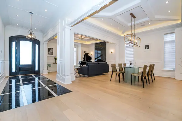 169 Old Forest Hill RD, Toronto C04, ON M6C 2G7