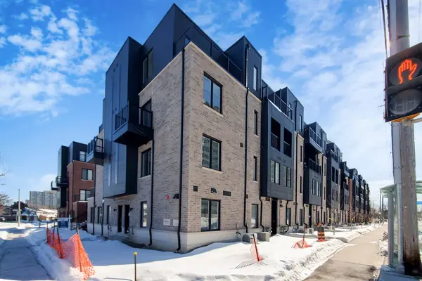 3079 Pharmacy AVE #22, Toronto E05, ON M1T 1H8