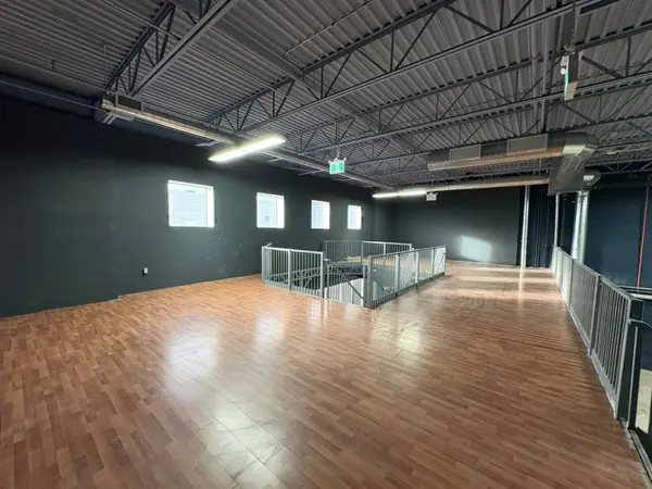 399 Four Valley DR #6 & 7, Vaughan, ON L4K 5Y7