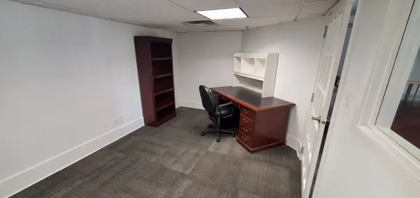 665 Millway AVE #3B (Upper), Vaughan, ON L4K 3T8