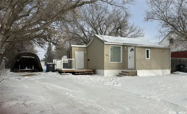 605 2nd STREET,  Estevan,  SK S4A 0K8