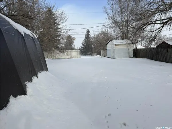 605 2nd STREET, Estevan, SK S4A 0K8