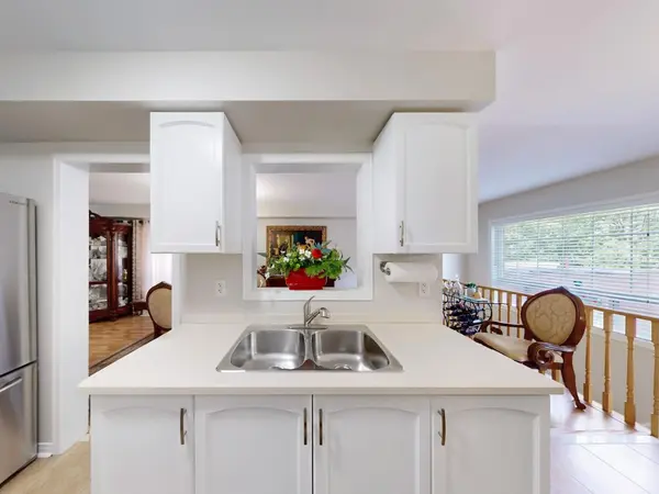 7360 Zinnia PL #16, Mississauga, ON L5W 2A1