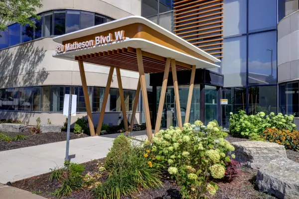 320 Matheson BLVD W #214&215, Mississauga, ON L5R 3R1