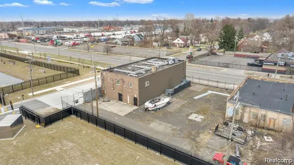 14400 PLYMOUTH RD, Detroit, MI 48227