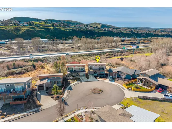 The Dalles, OR 97058,162 BLUE HERON CT