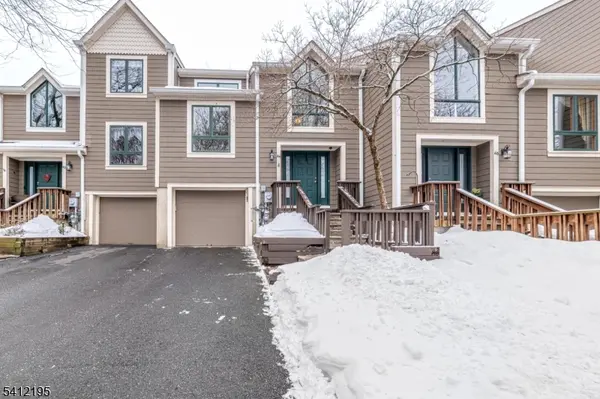 44 Mill Pond Rd #44, Woodland Park, NJ 07424