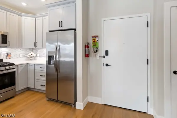 302 Fischer Ct #302, Rockaway Twp., NJ 07866