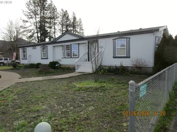 Sutherlin, OR 97479,323 EASY ST