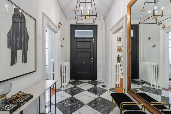 171 Old Forest Hill RD, Toronto C04, ON M6C 2G7