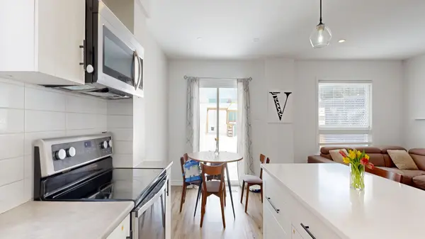 11 Hammell BLVD, New Tecumseth, ON L0G 1W0