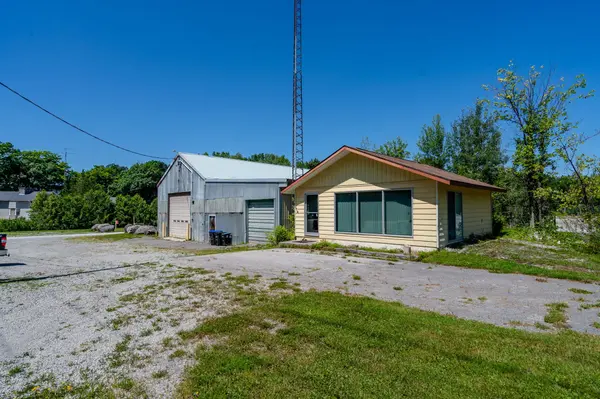 2565 QUARRY RD, Severn, ON L0K 2C0