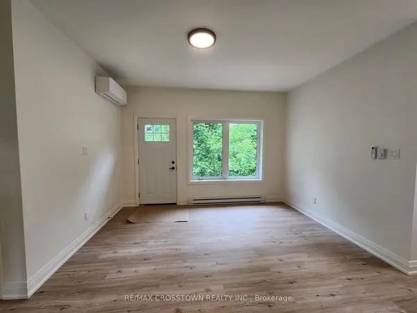 120 Dundonald ST #Gdn Ste, Barrie, ON L4M 3T6