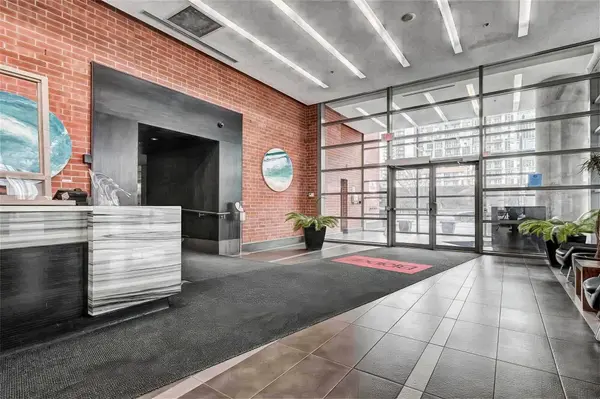 38 Joe Shuster WAY #617, Toronto W01, ON M6K 0A5