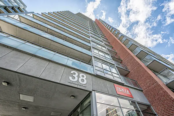 38 Joe Shuster WAY #617, Toronto W01, ON M6K 0A5