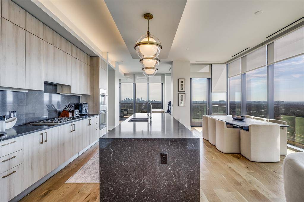 8119 Douglas Avenue #1406, Dallas, TX 75225