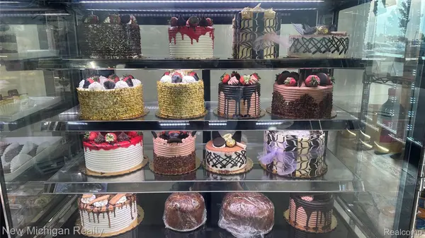 2237 18 Mile, Sterling Heights, MI 48314