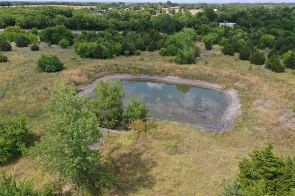 2768 Fm 2194, Farmersville, TX 75442