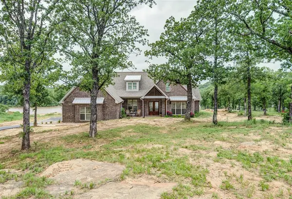 133 Sunset Bay Pointe Court, Chico, TX 76431