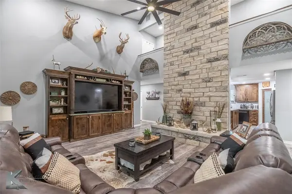 6722 Private Road 705, Anson, TX 79501